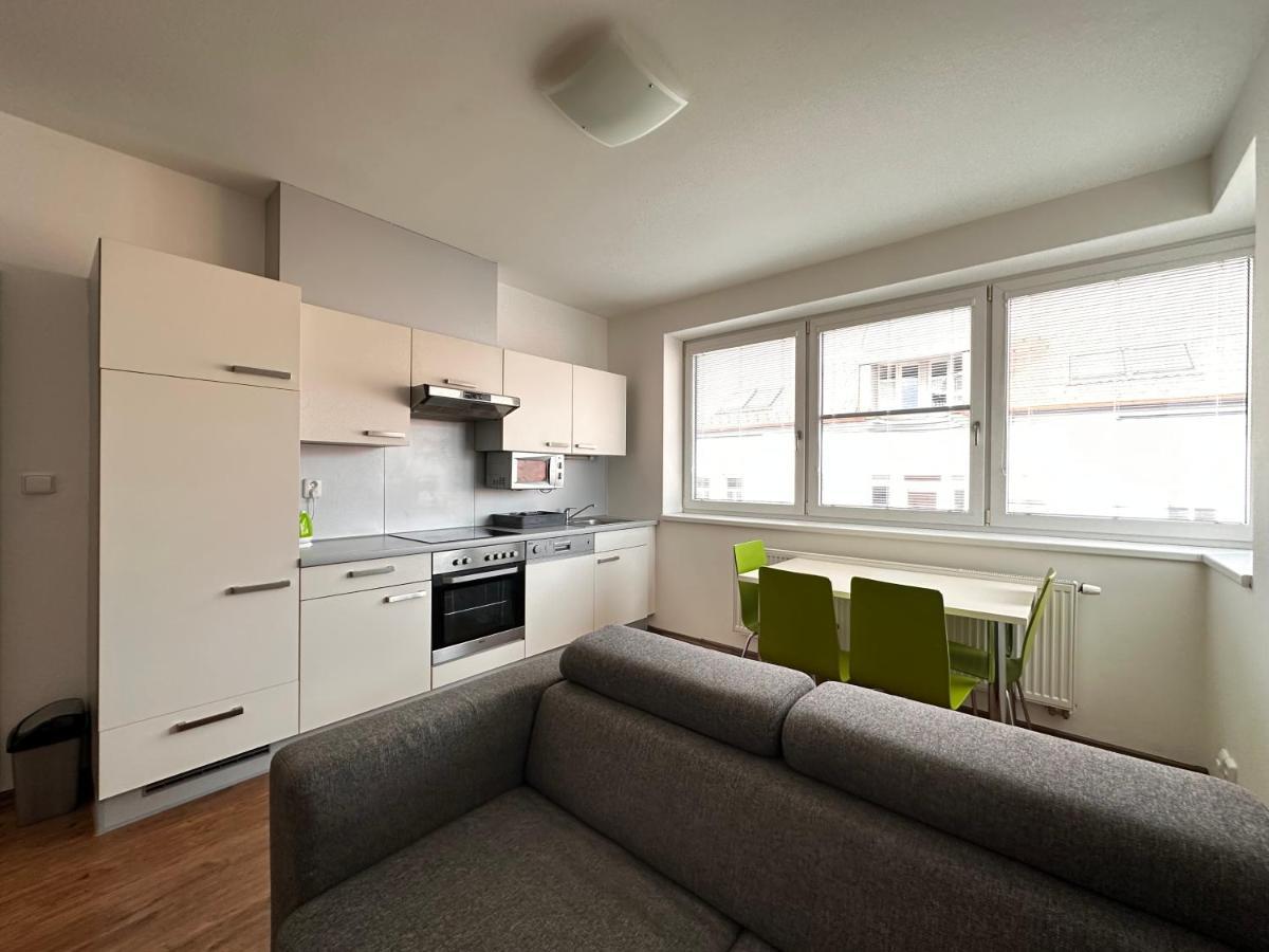 Apartman Ab Kryte Parkovani Zdarma Ceske Budejovice Extérieur photo